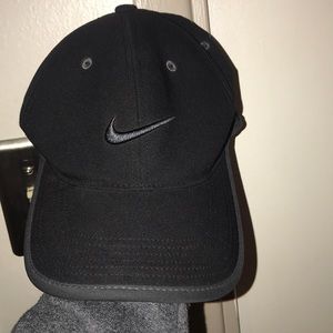 Nike golf hat